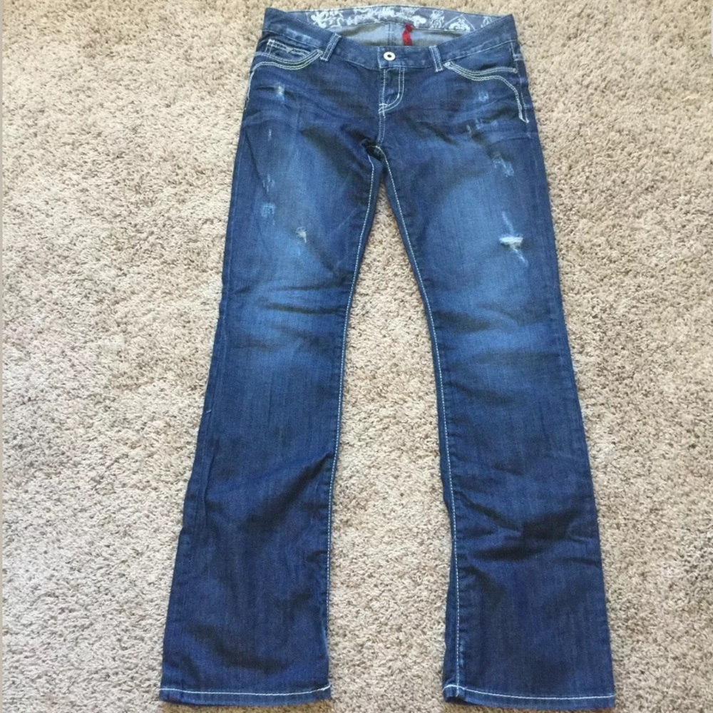 🎀Guess Foxy Flare Distressed Jeans🎀